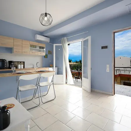 Seaside Alexandra,acharavi. بيت للعطل